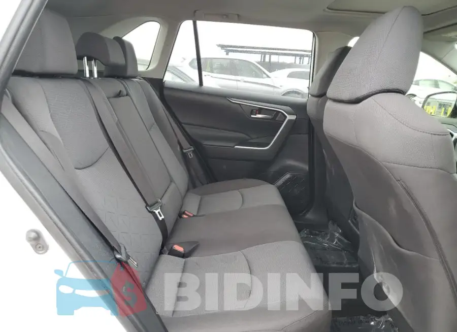 JTMW1RFV2LD059983 Photo# 10