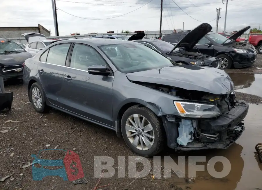 3VWD67AJ6GM371670 Photo# 4