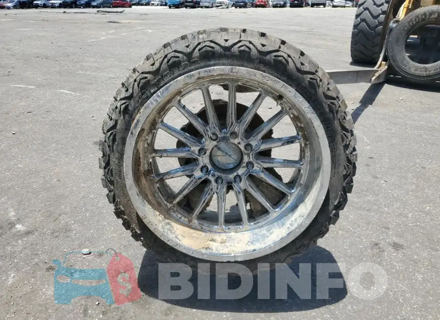 1GT49REY8MF180356 Photo# 12