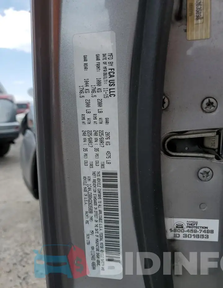 1C4NJDBBXGD635898 Photo# 12