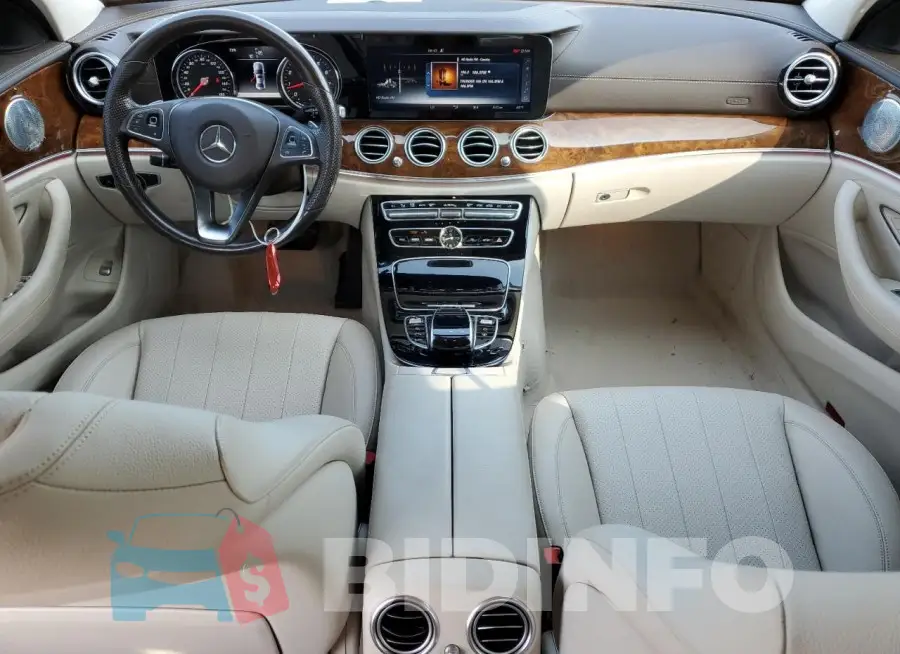 WDDZF4KB5HA174086 Photo# 8