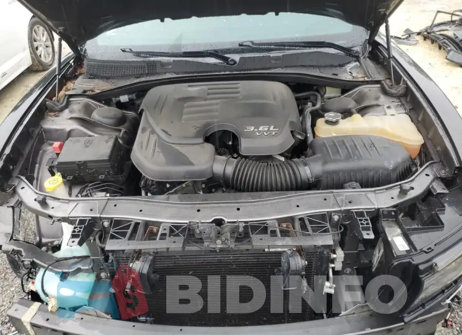 2C3CDXHG7GH188165 Photo# 11