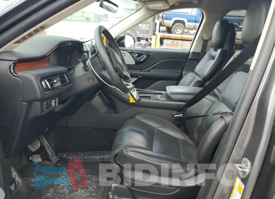 5LM5J7XC0PGL04841 Photo# 7