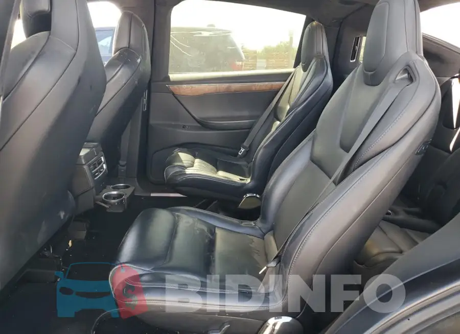 5YJXCBE21HF068347 Photo# 11