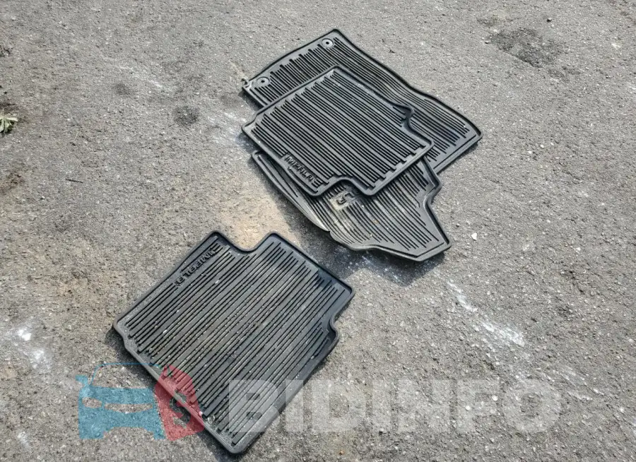 1G1145S33HU154857 Photo# 12