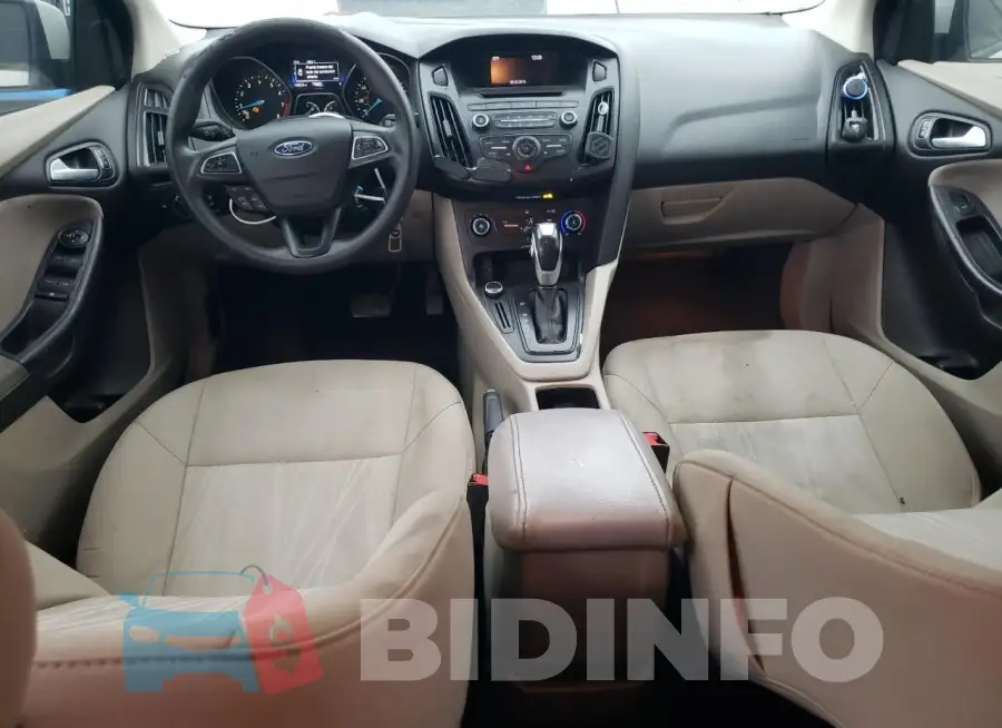 1FADP3F27GL204008 Photo# 8