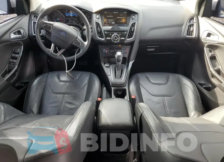1FADP3N24FL217752 Photo# 8
