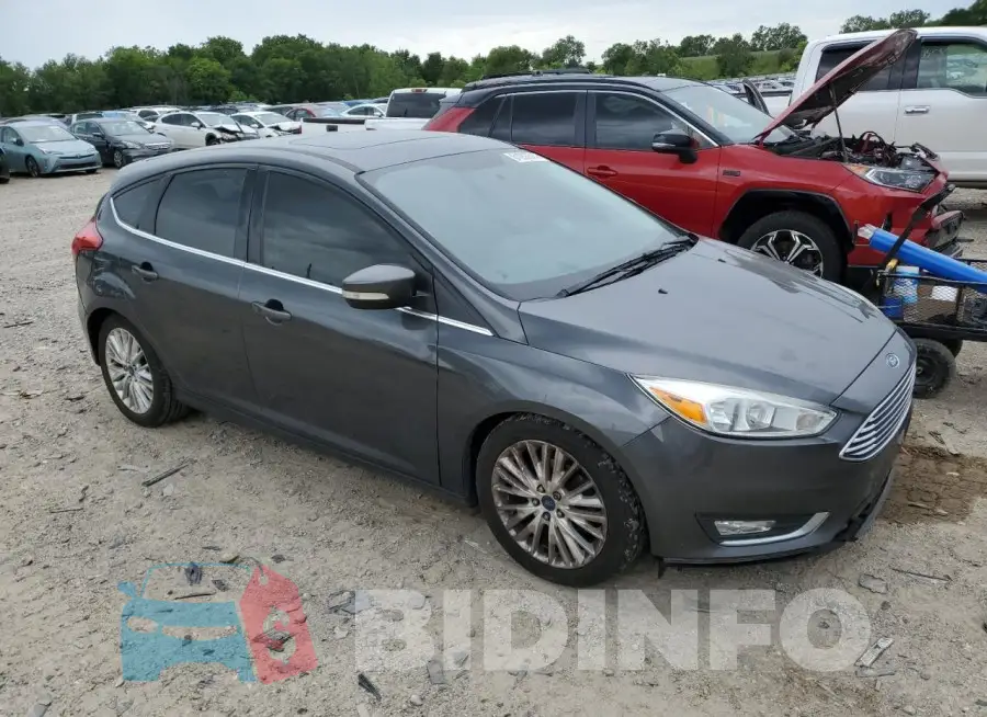 1FADP3N29HL272698 Photo# 4