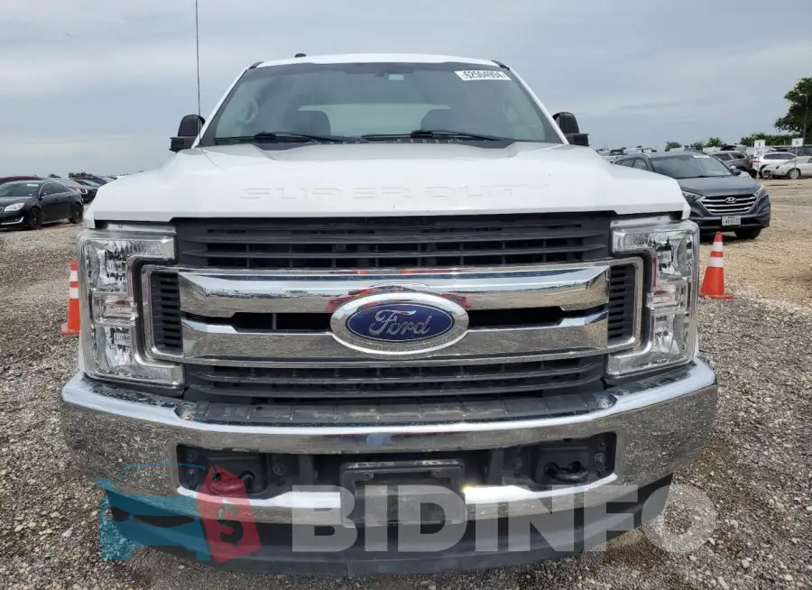 1FT7W2B60JEB72494 Photo# 5
