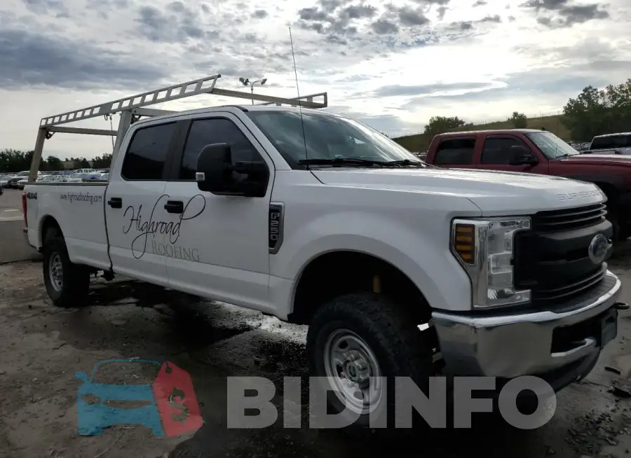 1FT7W2B61KEF17209 Photo# 4