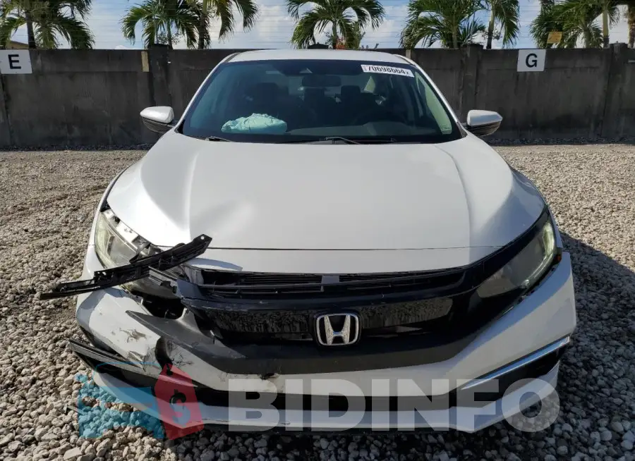 19XFC2F64KE001803 Photo# 5