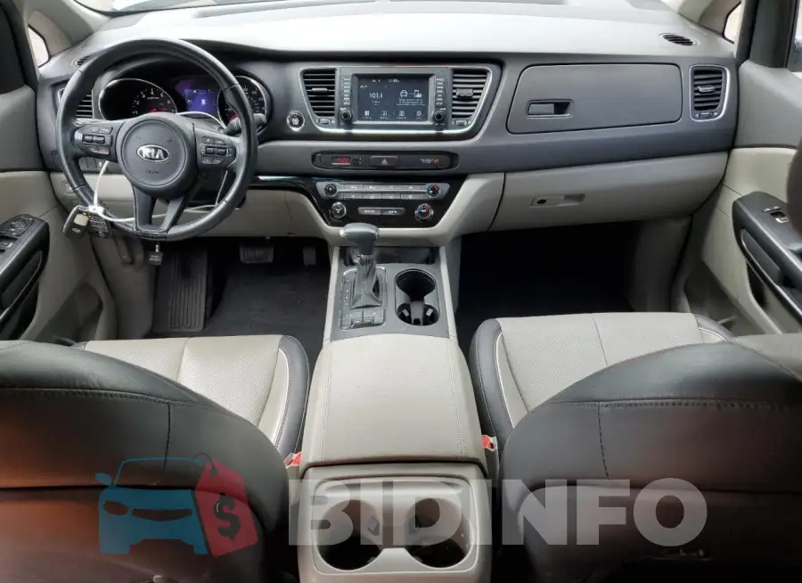 KNDMB5C1XJ6379794 Photo# 8