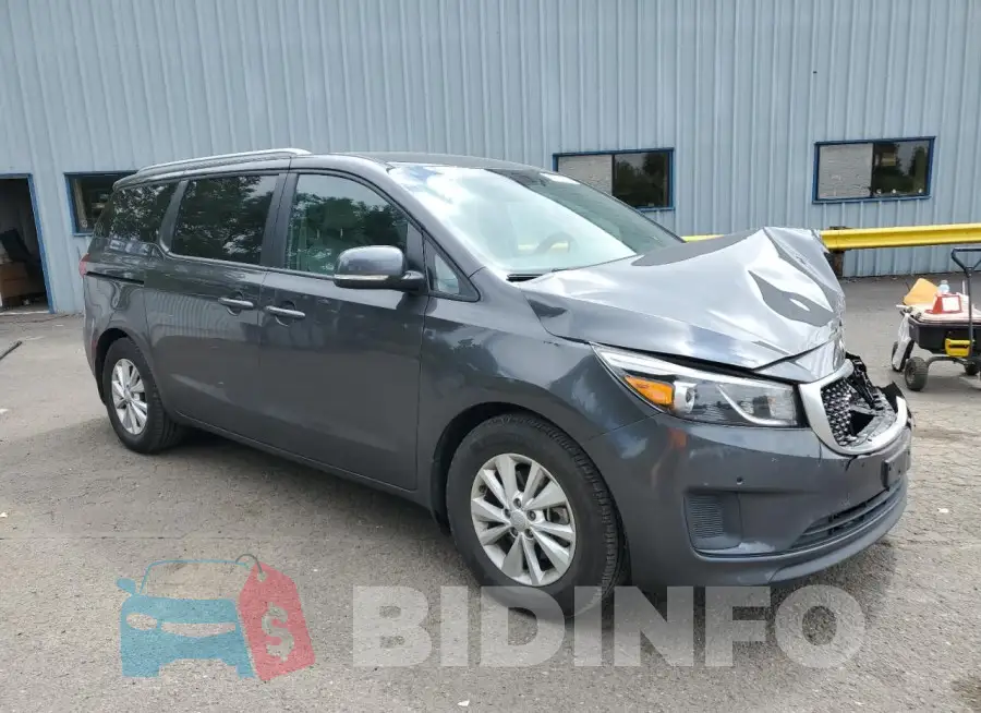 KNDMB5C1XJ6379794 Photo# 4