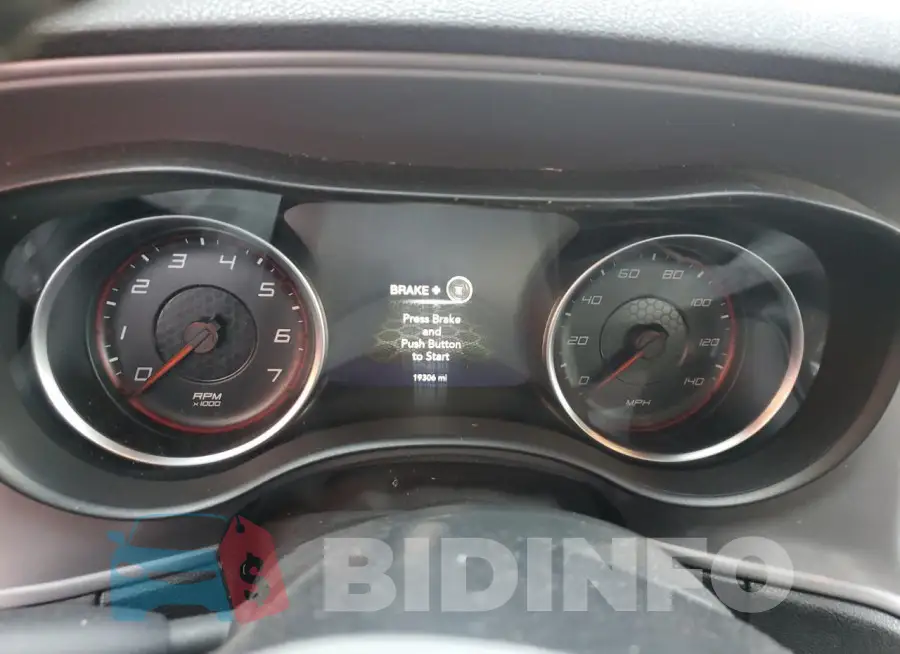 2C3CDXBG1PH704271 Photo# 9