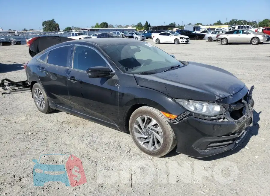 19XFC2F70HE232943 Photo# 4