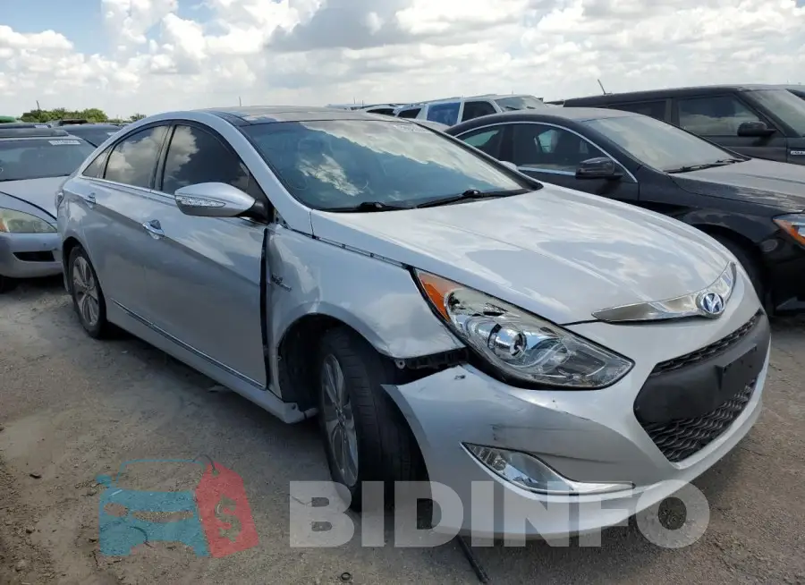 KMHEC4A45FA123684 Photo# 4
