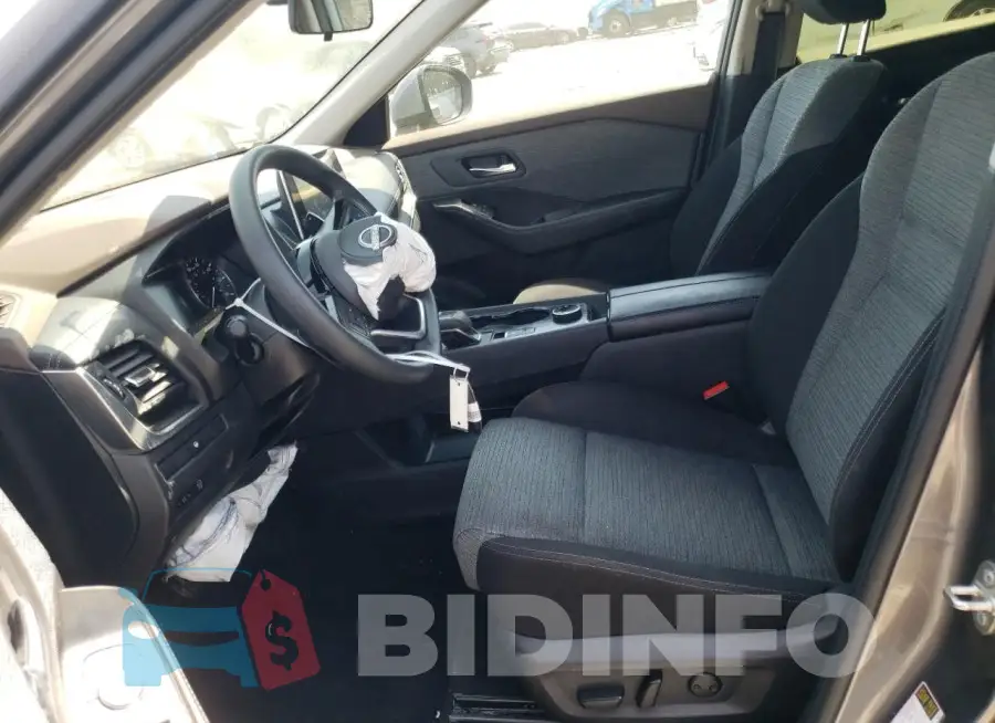 JN8BT3BBXPW482049 Photo# 7