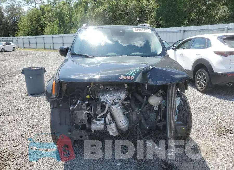 ZACCJBBTXGPC81726 Photo# 5