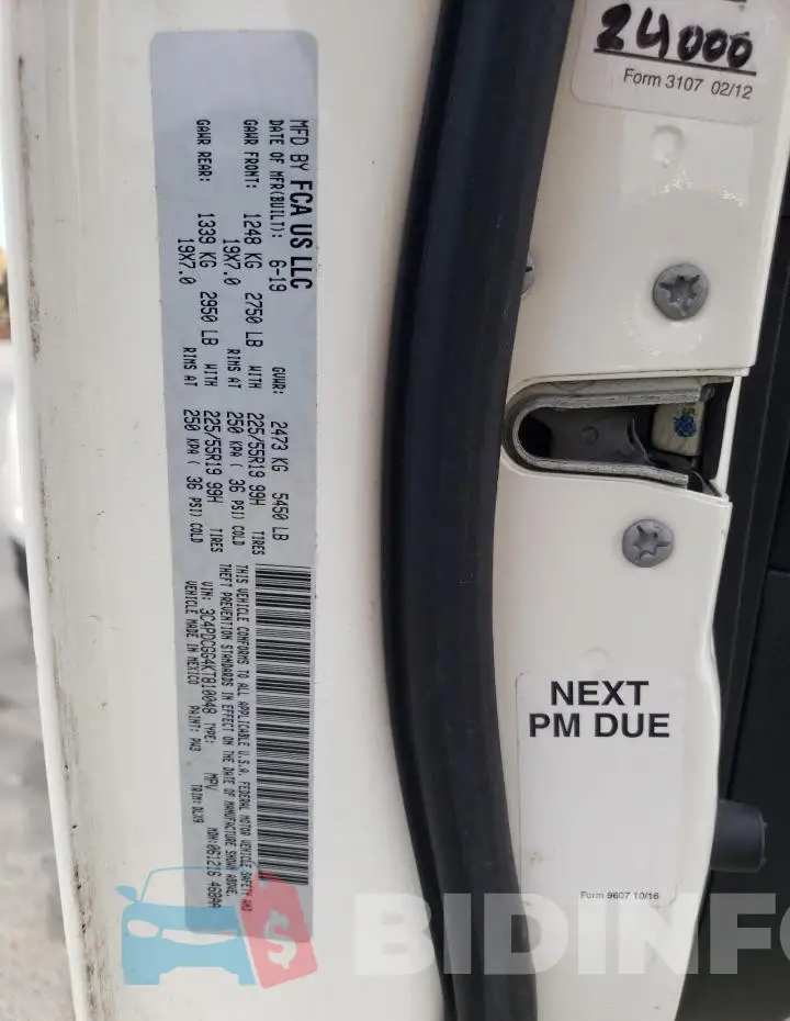 3C4PDCGG4KT810048 Photo# 13