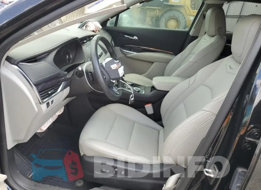 1GYFZBR46NF106369 Photo# 7