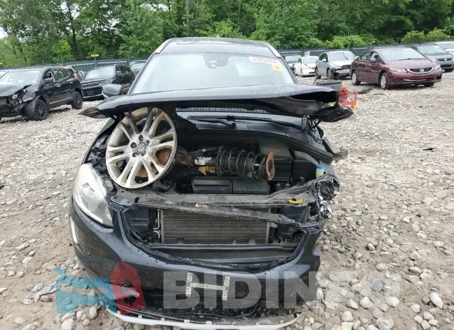 YV4612RK3G2783611 Photo# 5