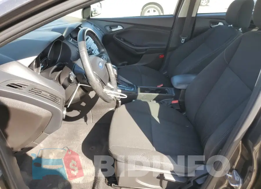 1FADP3F24FL300029 Photo# 7