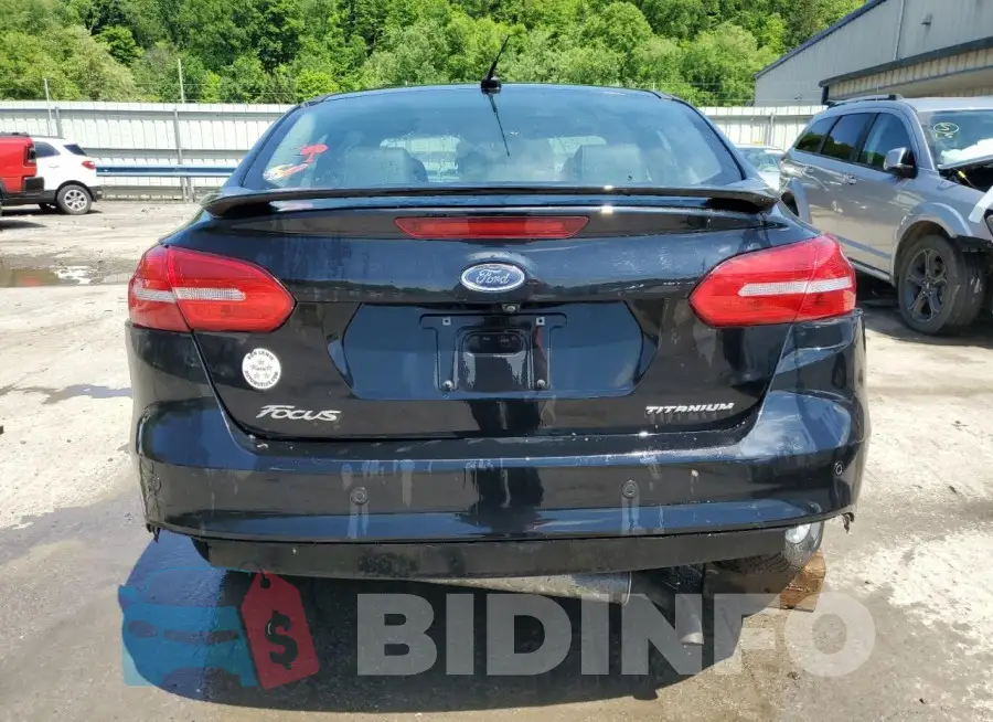 1FADP3J23JL280985 Photo# 6