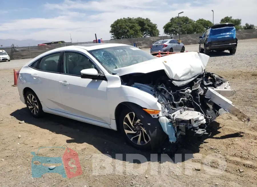 19XFC2F77HE203262 Photo# 4