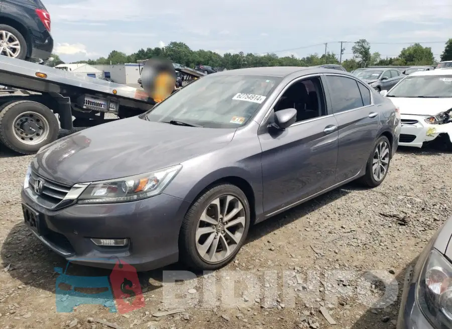 1HGCR2F53FA174487 Photo# 1