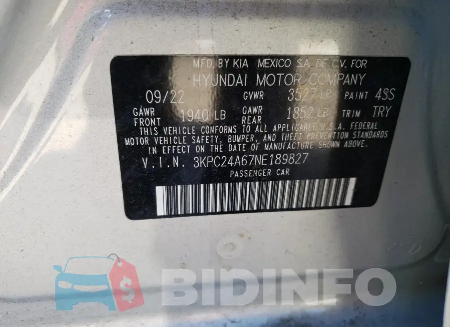 3KPC24A67NE189827 Photo# 12