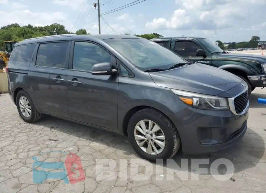 KNDMB5C13G6127393 Photo# 4