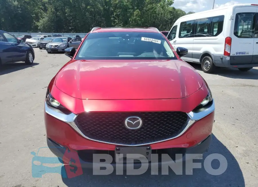 3MVDMBAY8NM423854 Photo# 5