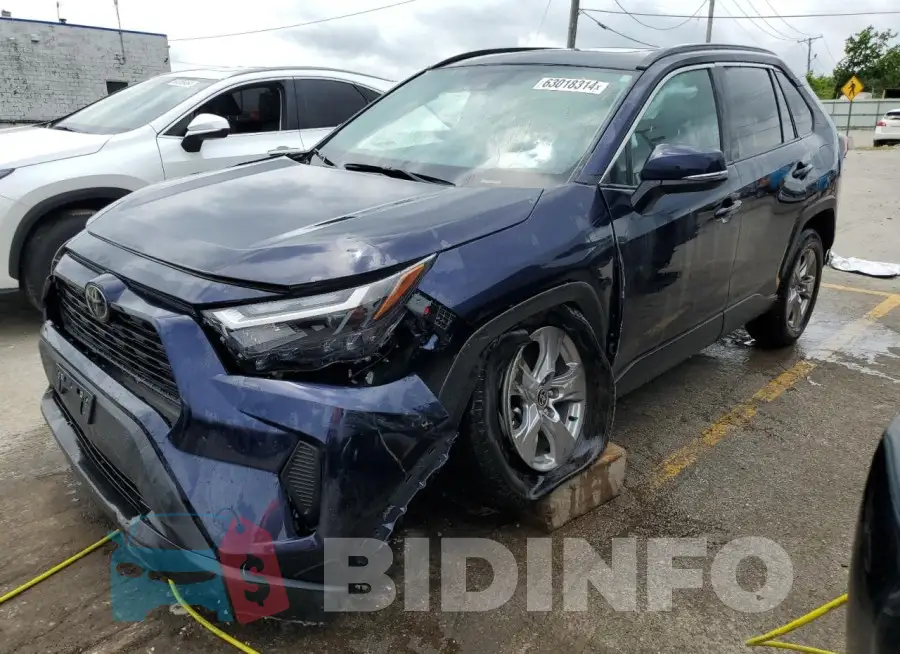 2T3P1RFV7PW393410 Photo# 1