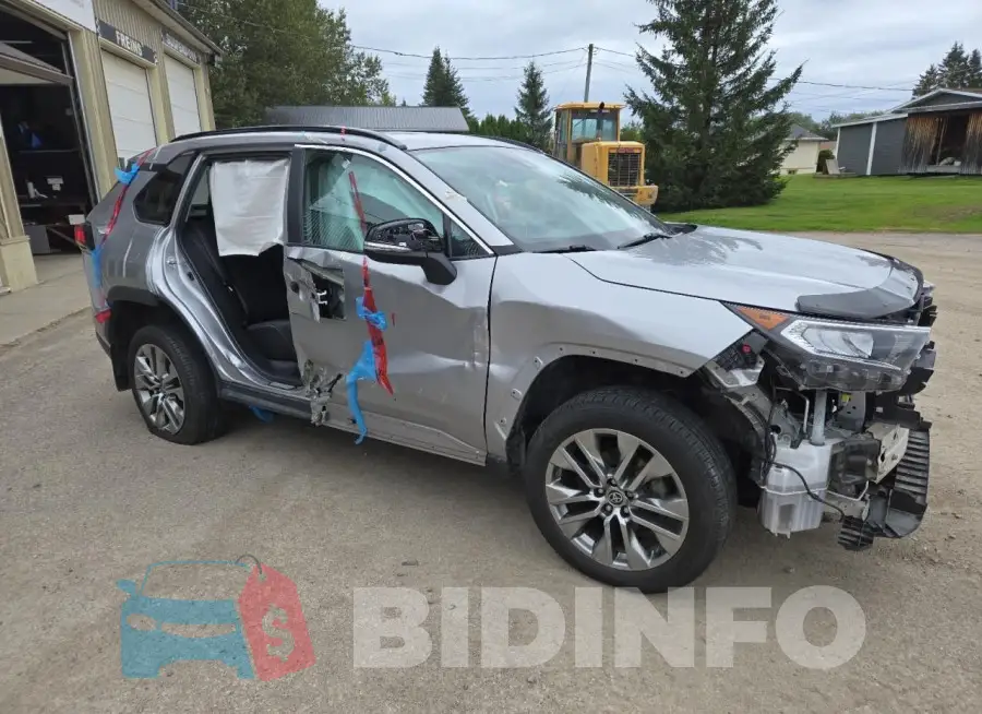 2T3R1RFV3MC241193 Photo# 4