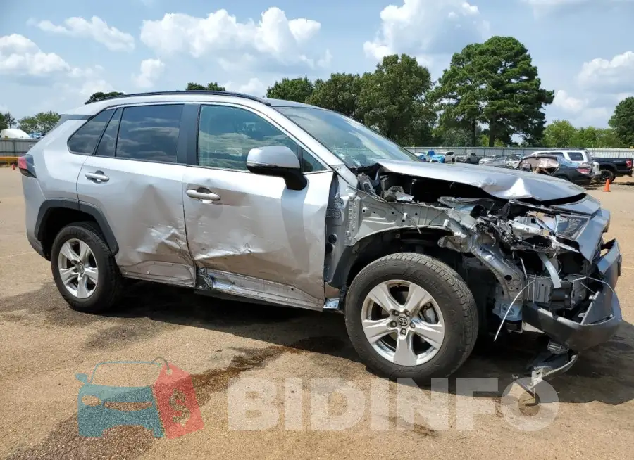 JTMW1RFV7MD064713 Photo# 4