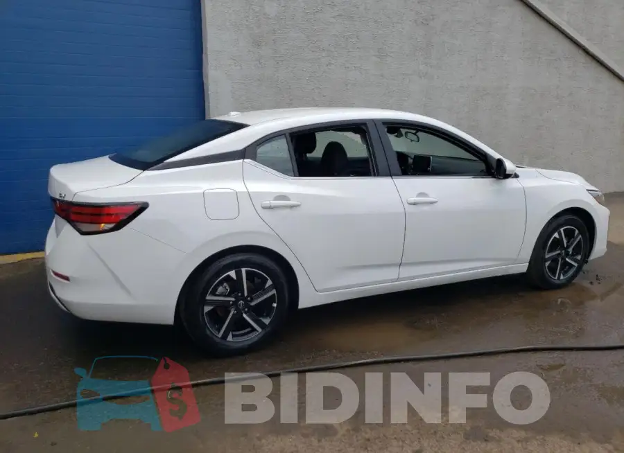 3N1AB8CVXRY372732 Photo# 3