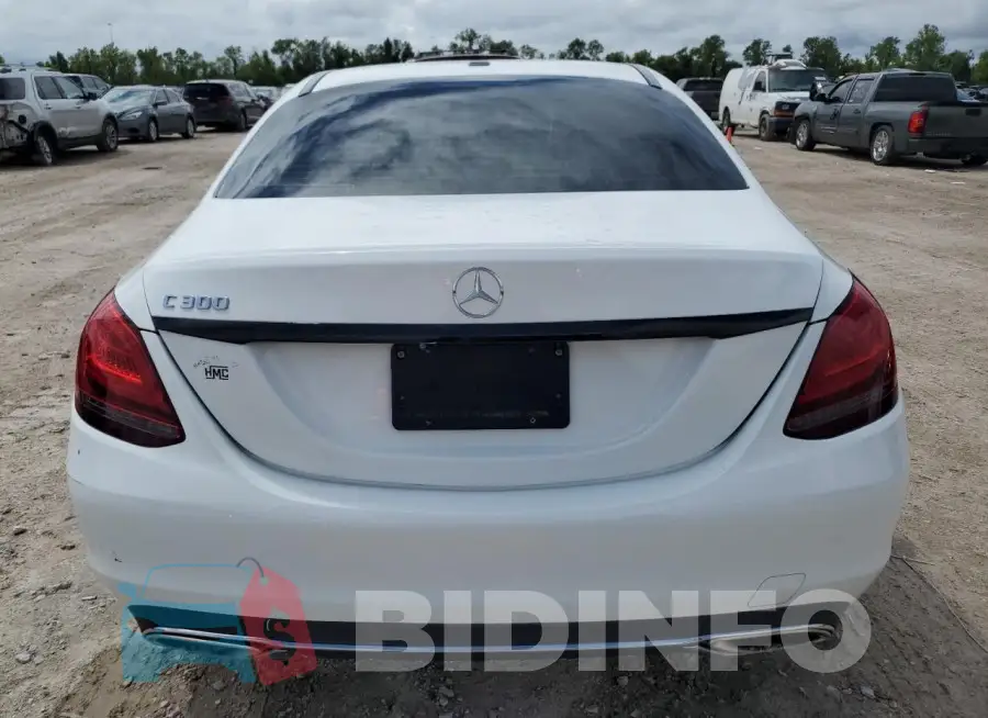 55SWF8DB2KU300144 Photo# 6