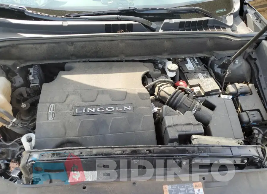 2LMPJ8LR7JBL38192 Photo# 11