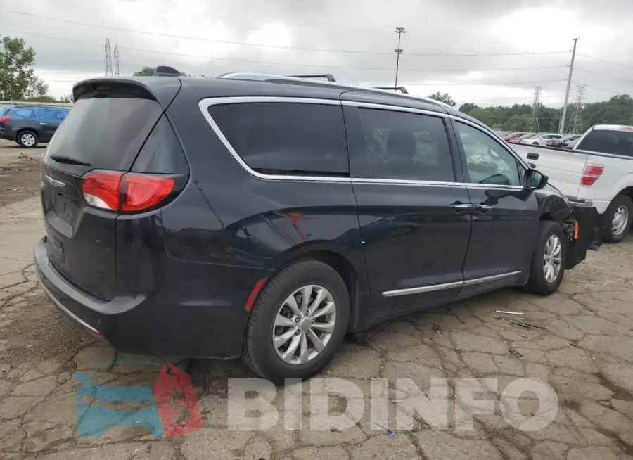 2C4RC1EG8JR261703 Photo# 3