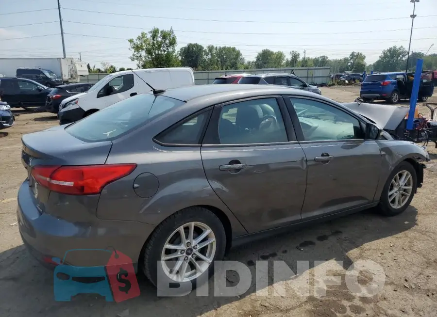 1FADP3F26GL208518 Photo# 3
