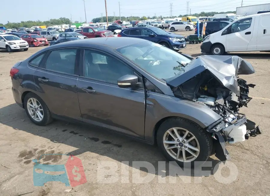 1FADP3F26GL208518 Photo# 4