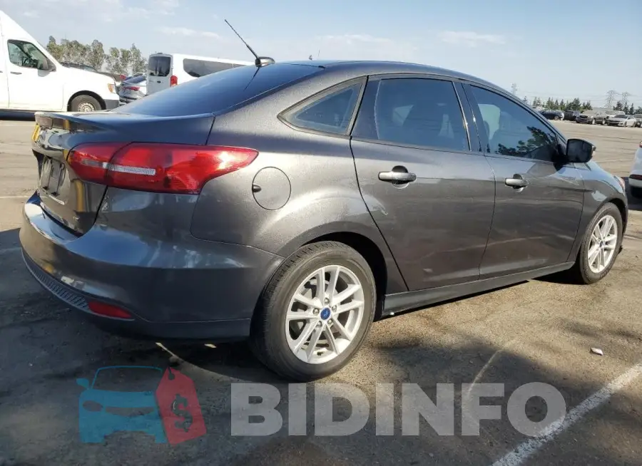 1FADP3F2XHL285698 Photo# 3