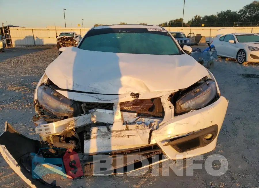 19XFC1F90GE221502 Photo# 5
