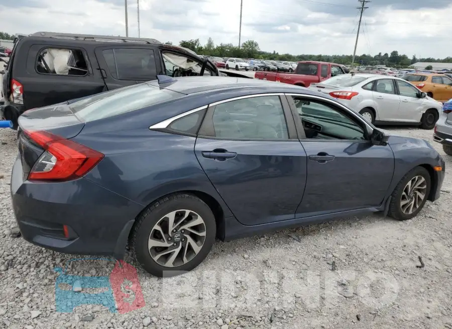 19XFC2F72HE009013 Photo# 3