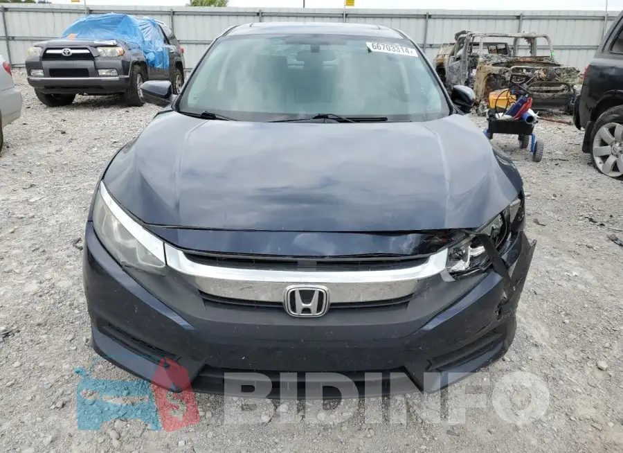 19XFC2F72HE009013 Photo# 5