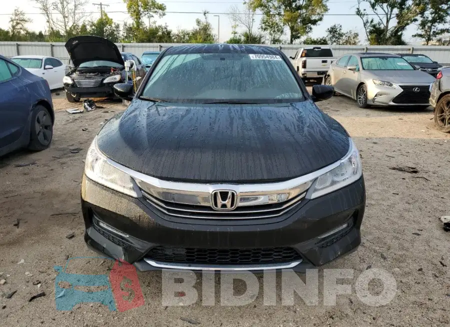 1HGCR2F51HA145878 Photo# 5