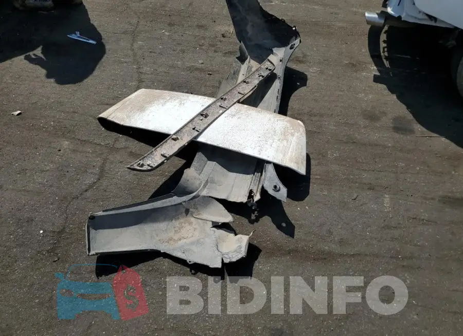 2T3P1RFV8PW369973 Photo# 12