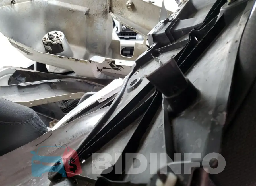 4T3RWRFV1PU095963 Photo# 8
