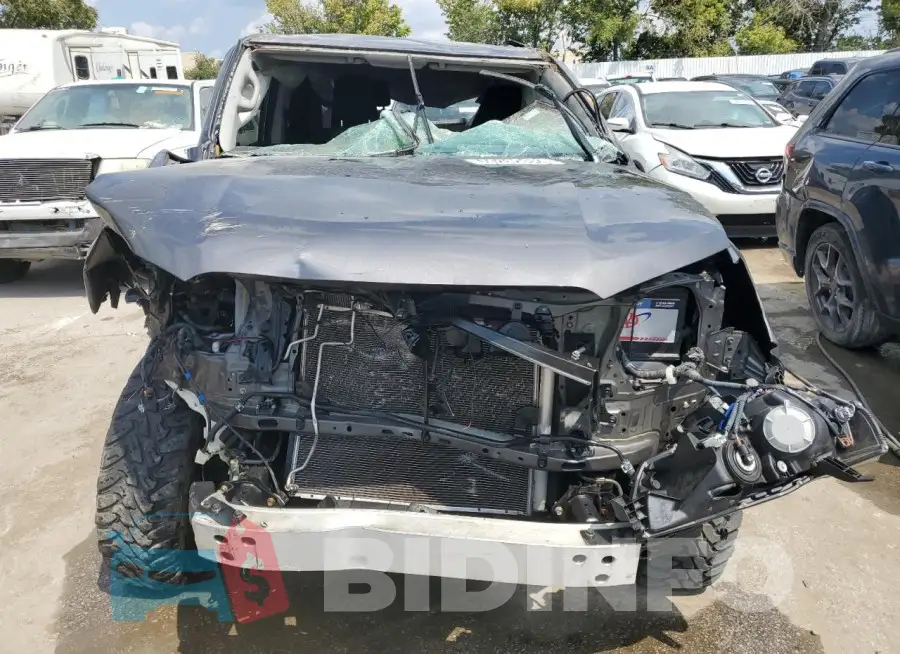 JTEBU5JR5G5317837 Photo# 5
