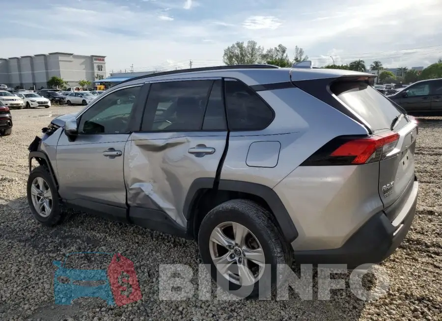 JTMW1RFVXKD031623 Photo# 2